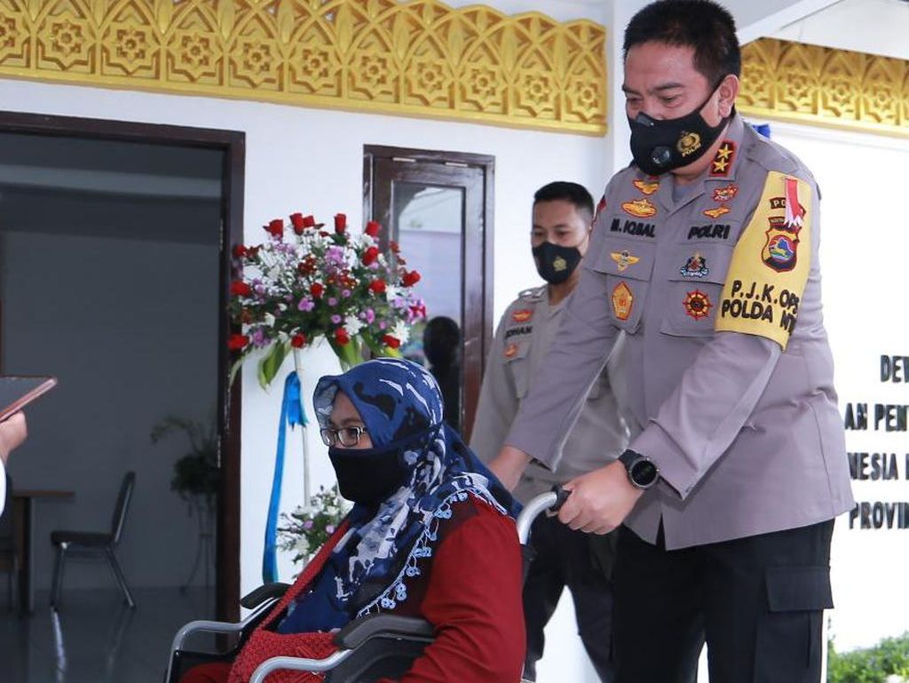 Cerita Kapolda NTB Inisiatif Bangun Gedung Kaum Disabilitas Cerita Kapolda NTB Inisiatif Bangun Gedung Kaum Disabilitas