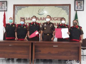 Soal Dugaan Penyimpangan Pengadaan Aplikasi di Kominfo Pasuruan Soal Dugaan Penyimpangan Pengadaan Aplikasi di Kominfo Pasuruan
