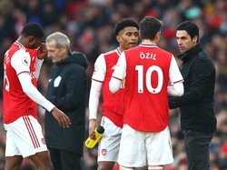 Solusi Meriam Mejan Arsenal: Oezil Bisa Jadi Kunci