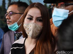 Tahun Baru Jadi Janda, Nita Thalia: Saya Lebih Bahagia Tahun Baru Jadi Janda, Nita Thalia: Saya Lebih Bahagia