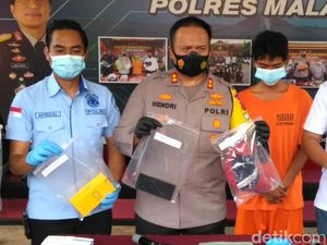 Remaja di Malang Dibunuh Gegara Ejek Teman Miskin Tak Mampu Beli HP Remaja di Malang Dibunuh Gegara Ejek Teman Miskin Tak Mampu Beli HP