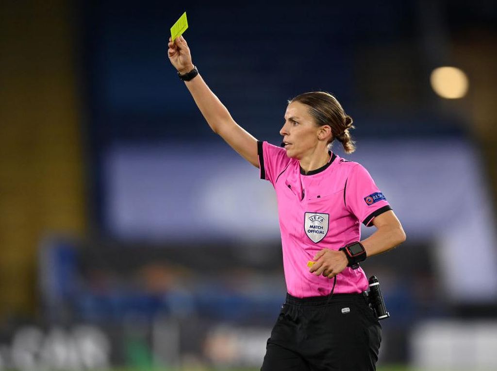 Juventus Vs Dynamo Kiev Dipimpin Wasit Perempuan, Stephanie Frappart Juventus Vs Dynamo Kiev Dipimpin Wasit Perempuan, Stephanie Frappart