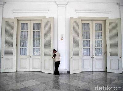 Suasana Balai Kota Pasca Anies-Riza Positif COVID-19