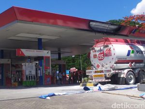 Kebakaran di SPBU Jl MT Haryono Jaksel Sudah Padam