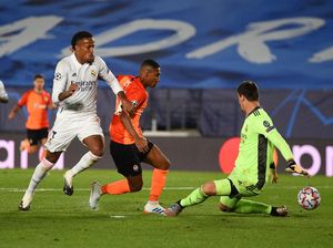 Awas Madrid Kesandung Tete Lagi