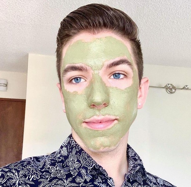 Toxic Masculinity/source: instagram.com/ skincarebyhyram Toxic Masculinity/source: instagram.com/ skincarebyhyram