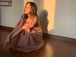 Merdunya Nadin Amizah Senandungkan Lagu Tanah Airku