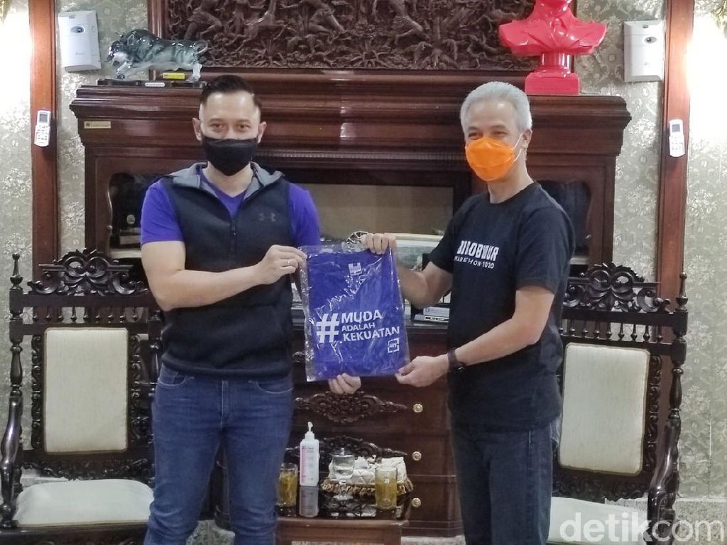 Malam-malam AHY Temui Ganjar di Semarang, Bahas Apa? Malam-malam AHY Temui Ganjar di Semarang, Bahas Apa?