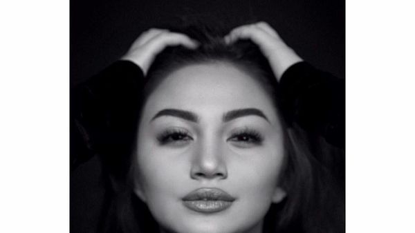Foto Bibir Seksi Ariel Tatum yang Sering Dikira Hasil Filler 
