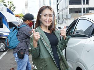 Kena Lagi Aja! Ayu Ting Ting Digoda Batal Nikah hingga Mahar Minimal Rp 5 M Kena Lagi Aja! Ayu Ting Ting Digoda Batal Nikah hingga Mahar Minimal Rp 5 M