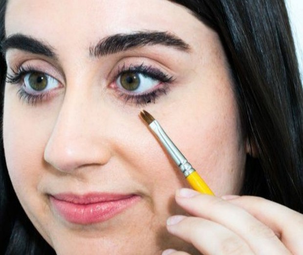 Kesalahan menggunakan maskara