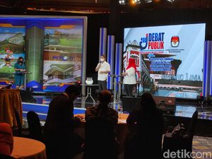 Debat Publik Calon Tunggal Pilwalkot Semarang, Janji Nihil Penggusuran Debat Publik Calon Tunggal Pilwalkot Semarang, Janji Nihil Penggusuran