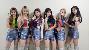 10 Foto Yiren dan Sihyeon EVERGLOW sebelum Positif COVID-19