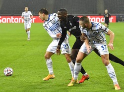 Gladbach Tahan Inter 1-1 di Babak Pertama