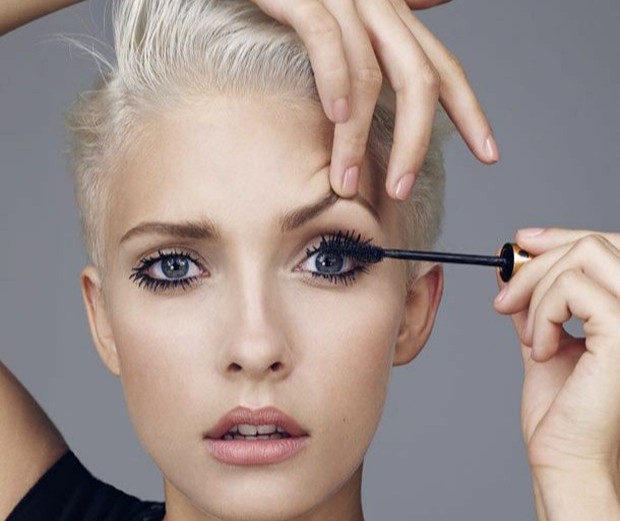 kesalahan menggunakan maskara