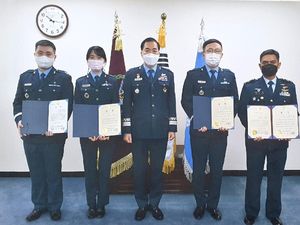 Berprestasi, Mayor Yosi Hadi Wiyanto Raih Award of Excellence dari Korsel