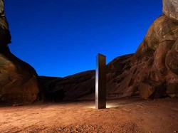 Fakta-fakta Munculnya Tugu Logam Misterius di Penjuru Dunia