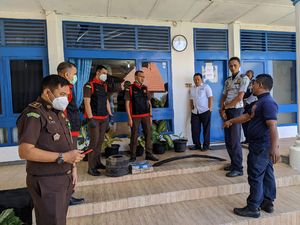 Selidiki Dugaan Korupsi Belanja BBM, Penyidik Kejari Sabang Geledah Kantor Dishub