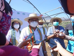 Dirut Petrokimia Gresik Raih Award Pemimpin Anak BUMN Terpopuler