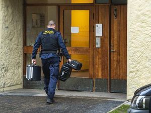 Sekap Putranya Selama Puluhan Tahun, Wanita Swedia Ditangkap