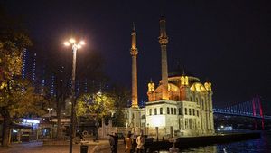 Sunyinya Jalanan Negeri Erdogan, Lockdown dan Jam Malam Diberlakukan