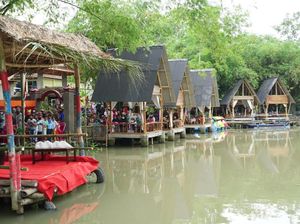 Warga Desa Banyuwangi Sulap Sungai Kotor Jadi Wisata Waduk Lecari Warga Desa Banyuwangi Sulap Sungai Kotor Jadi Wisata Waduk Lecari
