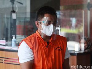 Komplotan Edhy Prabowo Divonis 4,5 dan 4 Tahun Bui Komplotan Edhy Prabowo Divonis 4,5 dan 4 Tahun Bui