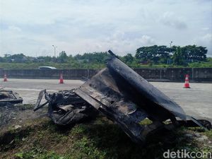 Elf Terbakar di Tol Madiun-Nganjuk hingga 3 Orang Tewas, Sopir Diduga Ngantuk
