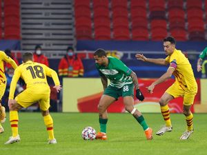 Tanpa Messi, Barcelona Libas Ferencvaros