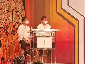 Survei Sebut Gibran Merakyat, Peneliti: Bahaya Bagi Lawan Politik! Survei Sebut Gibran Merakyat, Peneliti: Bahaya Bagi Lawan Politik!
