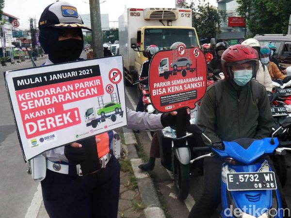 Dishub Kota Bandung Sosialisasikan Perda Derek