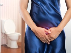 Sering Menahan Kencing hingga Anyang-anyangan, Berbahaya Kah Dok?