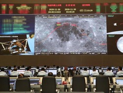 Misi Berhasil! China Bawa Sampel Material Bulan ke Bumi