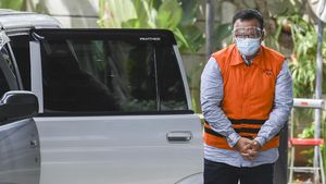 Tangan Diborgol Edhy Prabowo Diperiksa KPK