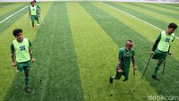 Kegiatan ini sebagai bentuk kepedulian terhadap para atlet disabilitas khususnya sepak bola amputasi.  