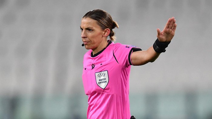 TURIN, ITALY - DECEMBER 02: Match Referee Stephanie Frappart  during the UEFA Champions League Group G stage match between Juventus and Dynamo Kyiv at Allianz Stadium on December 02, 2020 in Turin, Italy. Sporting stadiums around Italy remain under strict restrictions due to the Coronavirus Pandemic as Government social distancing laws prohibit fans inside venues resulting in games being played behind closed doors. (Photo by Valerio Pennicino/Getty Images)
