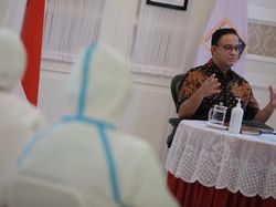 Terbitkan Ingub-Sergub, Anies: Tak Ada Perubahan Pergub yang Atur PSBB
