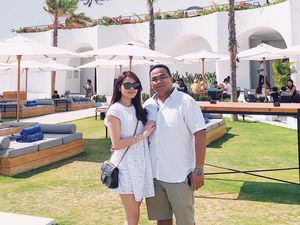 Tak Cuma Cantik, Calon Mantu Hotman Paris Jago Bikin Kue Tak Cuma Cantik, Calon Mantu Hotman Paris Jago Bikin Kue