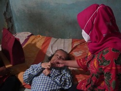 Peduli Warganya, Walkot Mojokerto Sambangi 3 Penyandang Disabilitas