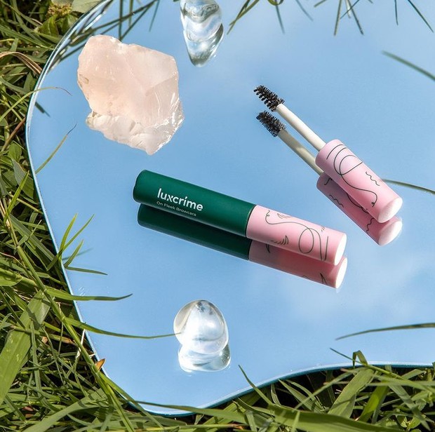 Formulasi LUXCRIME On Fleek Browcara/Foto : instagram.com/luxcrime_id Formulasi LUXCRIME On Fleek Browcara