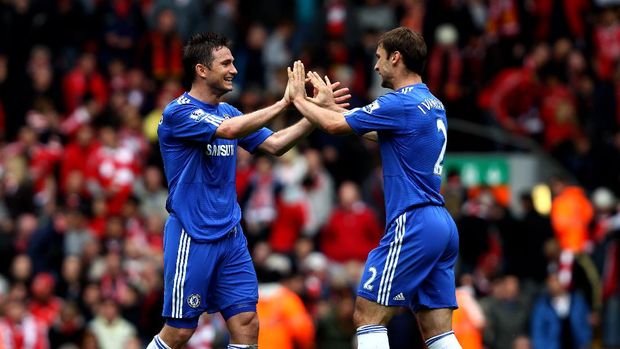 LIVERPOOL, ENGLAND - MAY 02:  Frank Lampard and Branislav Ivanovic of Chelsea celebrate following their team's 2-0 victory during the Barclays Premier League match between Liverpool and Chelsea at Anfield on May 2, 2010 in Liverpool, England.  (Photo by Clive Brunskill/Getty Images)