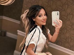 Selebgram Ini Diserang Setelah Jual Video Anaknya Tanpa Busana Rp 40 Ribu Selebgram Ini Diserang Setelah Jual Video Anaknya Tanpa Busana Rp 40 Ribu