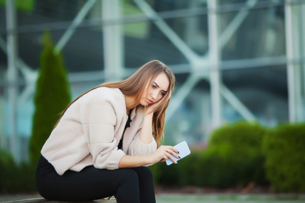 Gadget/freepik.com Saat kamu sedang merasa marah, sebaiknya jauhkan gadget dari jangkauanmu. Sebab dalam keadaan emosi yang enggak stabil, kamu bisa saja melakukan hal-hal tanpa berpikir panjang.