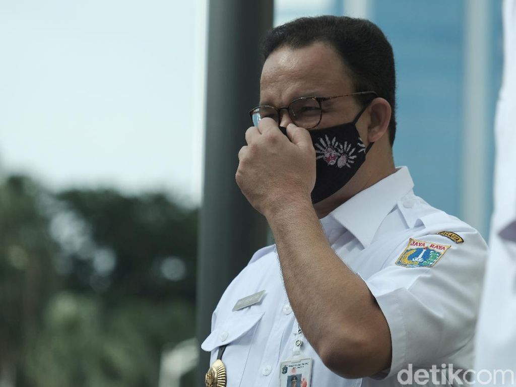 Banjir Kritik ke Anies Saat Pamer Capaian di Momen Tak Tepat Banjir Kritik ke Anies Saat Pamer Capaian di Momen Tak Tepat