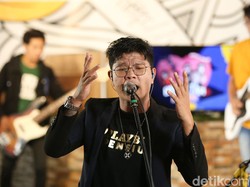 Mengenal Kangen Band Luar-Dalam di Konser Benci Tapi Kangen