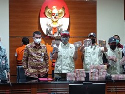 OTT Bupati Banggai Laut, KPK Sita Duit Rp 2 Miliar Dikemas dalam Kardus