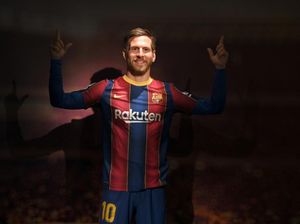 Ini Patung Messi? Dibilang Lebih Mirip Messi KW dari Iran!