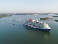 Kapal Pesiar Terbesar yang Punya Roller Coaster Melaut Bulan April