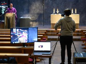 Natal di Eropa: Layanan Spiritual Sebagai Hak, Bukan Keistimewaan