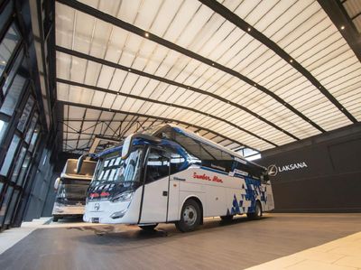 Melihat Lebih Dekat Bus Social Distancing Seharga Rp 1,6 Miliar